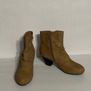 New, rialto, booties